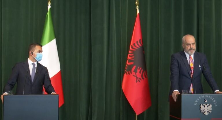 Rama konferencë me Di Maion: Italia pranë nesh për të siguruar vaksinën ndaj Covid-19