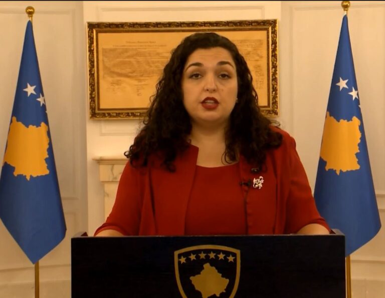 Vjosa Osmani me “dorë të hekurt”, pezullon konkurset në zyrën e Presidentit