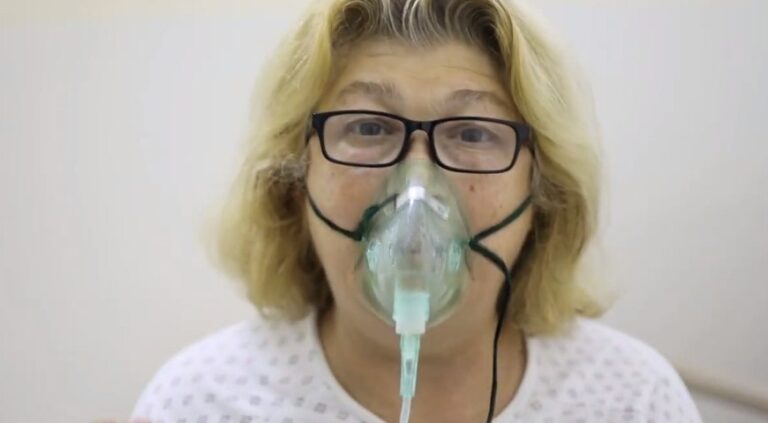 Artisja Aliaj lë spitalin Covid: Hyra pa ndjenja, pashë shoqen e dhomës duke vdekur. Mbani maskën