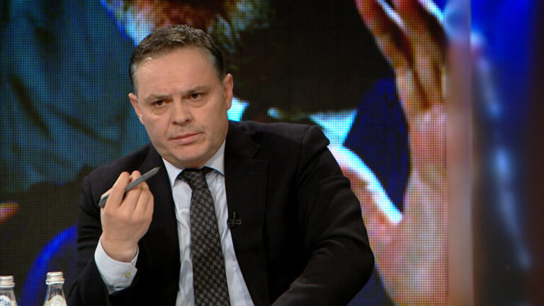 Tregu i barnave, Jakaj: Ka antiviralë që shiten deri në 700 euro në të zezë