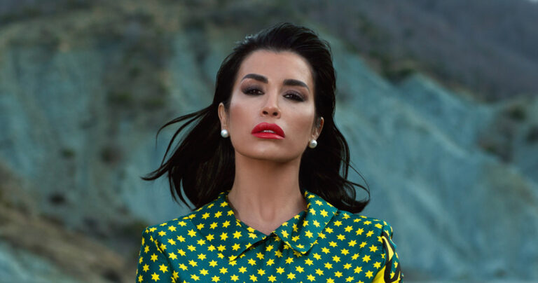 Jonida Maliqi artistja që nuk i bën përshtypje vrasja, por quan kafshë protestuesit….