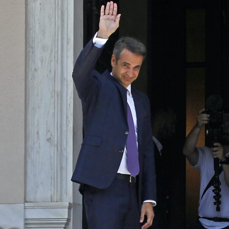 Kryeministri grek Mitsotakis, mesazh Bashës në 30-vjetorin e PD: Suksese në zgjedhjet e ardhshme