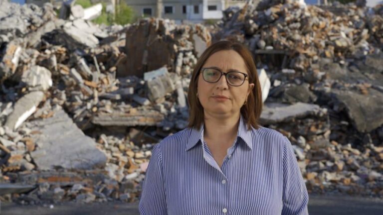 ”Spitali i Laçit”, PD: Do përfundonte në qershor, sot nuk ka asnjë shenjë për rindërtimin (VIDEO)