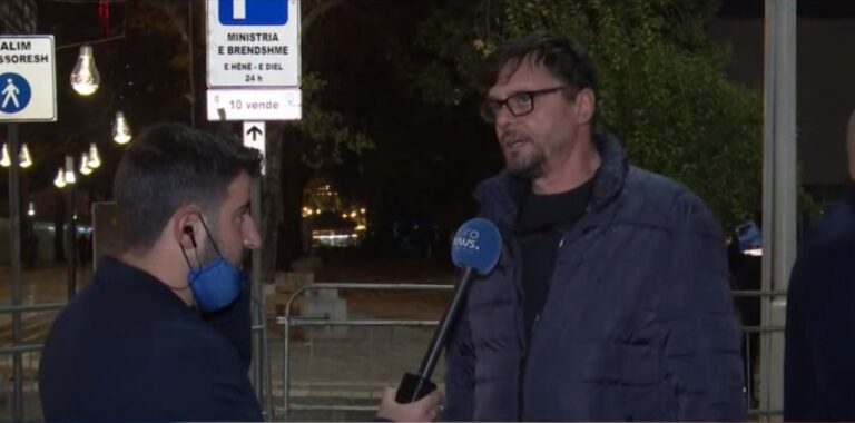 Arrestimi i aktivistëve, del në protestë Aleanca për Mbrojtjen e Teatrit Kombëtar