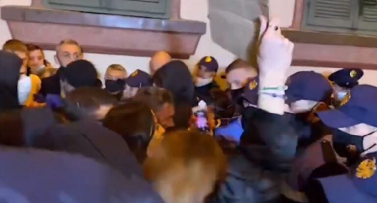 Lëvizja e Policisë/Në protestë mungojnë forcat Shqiponja, menaxhimi bëhet nga Rendi