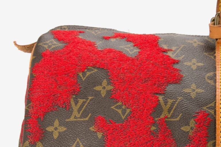 “Louis Vuitton” ka çantë edhe me flamurin shqiptar, zbuloni çmimin
