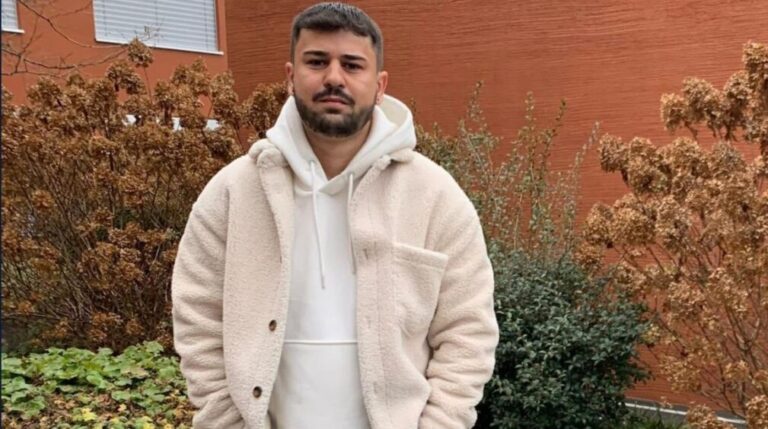Gjesti i shqiptarit ”pushton” mediet e huaja, dorëzon çantën me 8 mijë euro në Polici