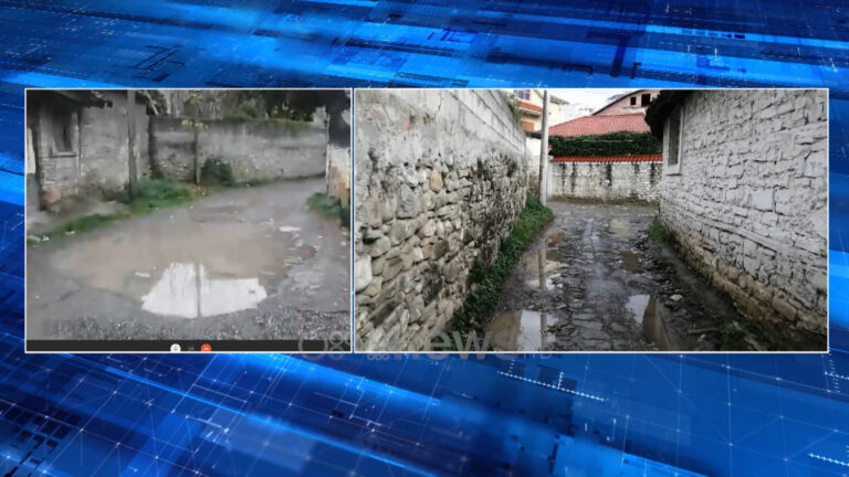 Shiu përmbyt rrugicat në lagjen ‘Kala’ në Elbasan, banorët kërkojnë ndërhyrjen e Bashkisë