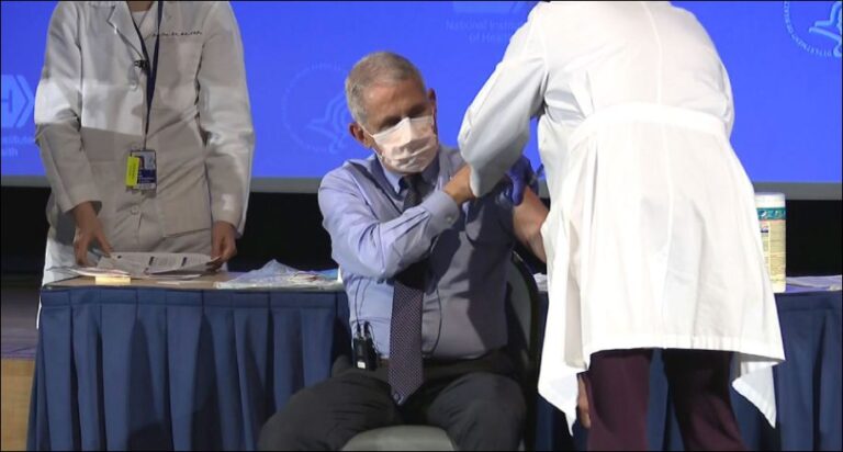Pandemia/ Fauci: Imuniteti i tufës mund të kërkojë vaksinimin e gati 90% të popullatës