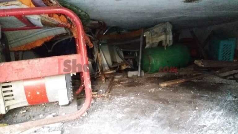 Shpërthimi i fuqishëm nga bombola e gazit hedh në erë shtëpinë në Durrës. I moshuari bllokohet nën inerte (Foto)