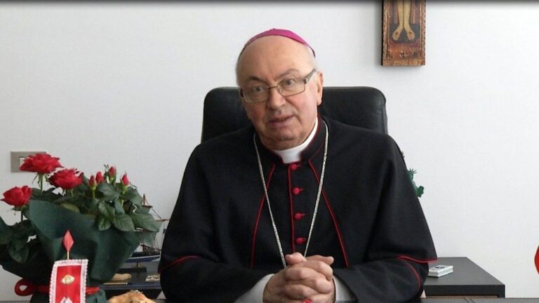 Imzot George Frendo flet pas infektimit me Covid: Ishte një situatë e vështirë