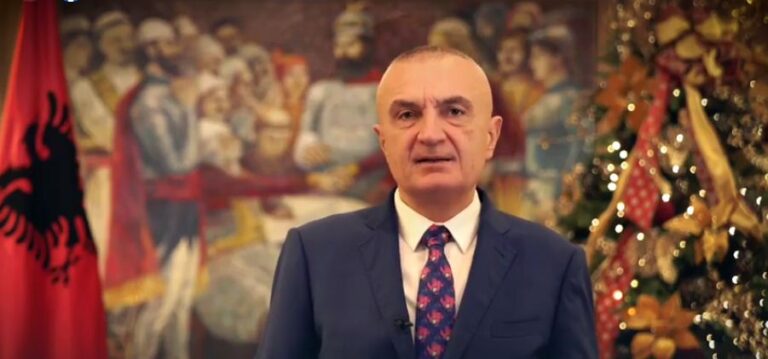 Presidenti Meta uron 2021: Me shpresë e besim, të bashkohemi e të marrim në dorë fatet tona për një të ardhme më të mirë
