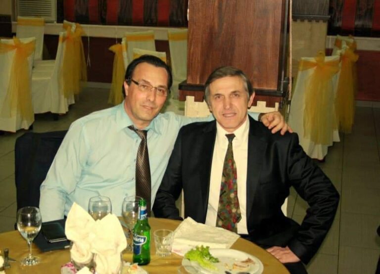 Prej një muaji luftë me sëmundjen, Covid i merr jetën muzikantit shkodran