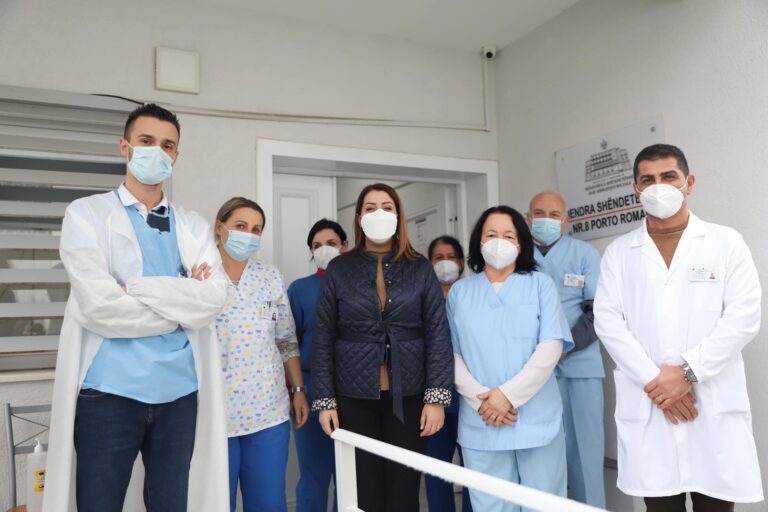 Manastirliu: Mbi 22 mijë qytetarë të infektuar po trajtohen nga mjekët e familjes