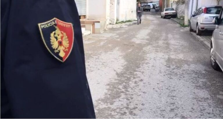 Tiranë/ 37 vjeçari hidhet nga pallati, humb jetën