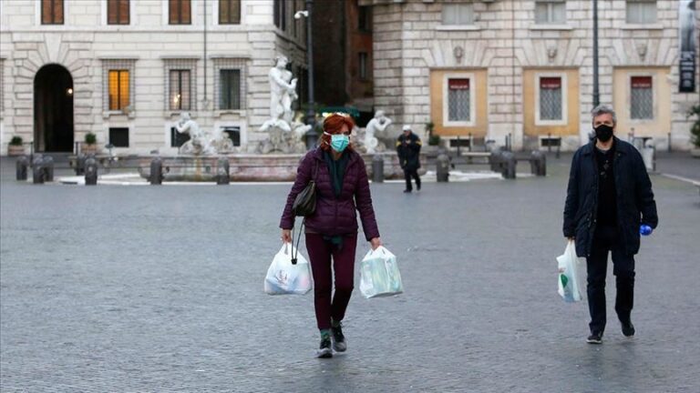 Krishtlindje të blinduara në Itali, mbi 70 mijë trupa policore do patrullojnë në rrugë