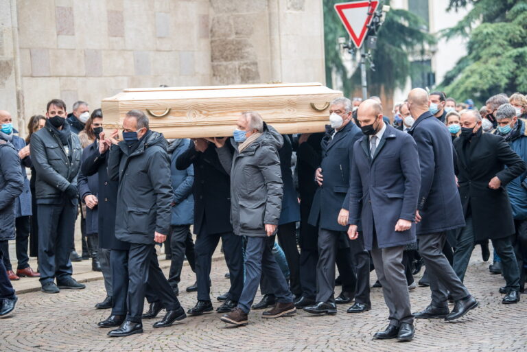 Skandal në Itali, vidhet shtëpia e Paolo Rossit gjatë kohës që po varrosej