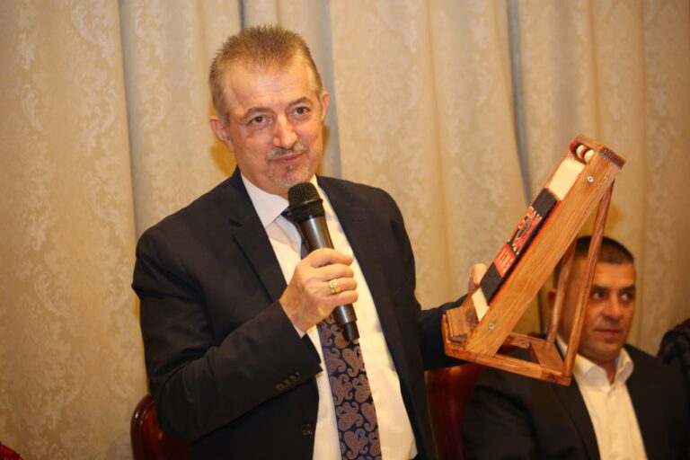 Veliaj për ndarjen nga jeta të Kasem Hysenbelliut: Ditë e trishtë për gazetarinë