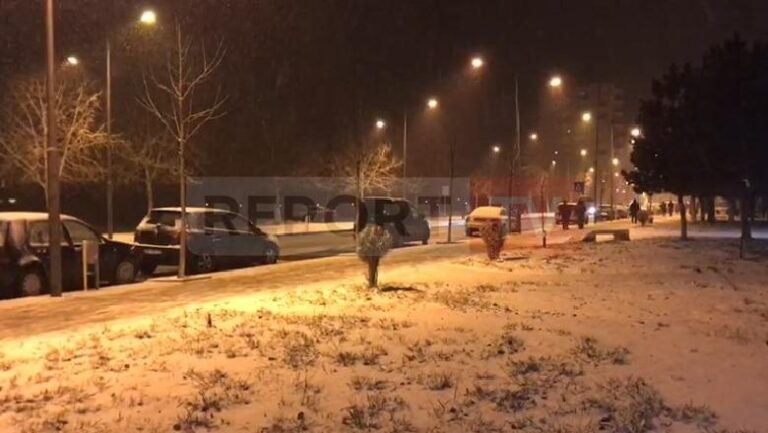Nisin reshjet e borës në Kukës dhe Librazhd
