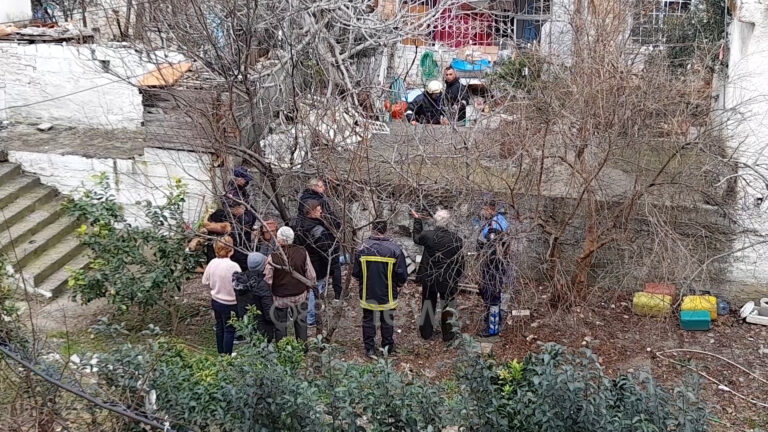 Shpërthen bombola e gazit, e moshuara shpëton mrekullisht (Foto)