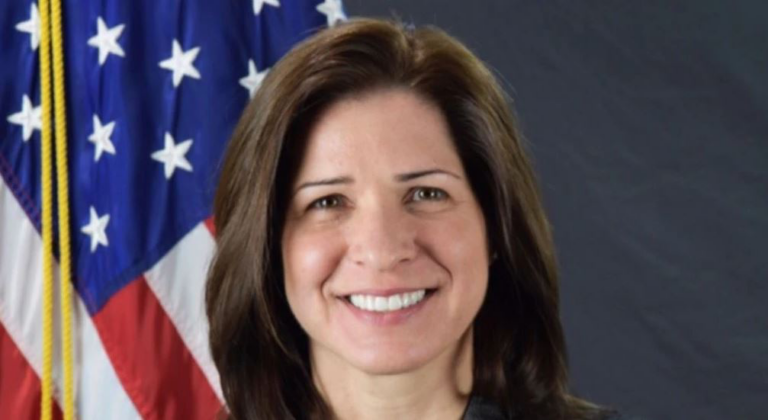 Ambasadorja amerikane në Shkup: Presim hapjen e bisedimeve me BE-në