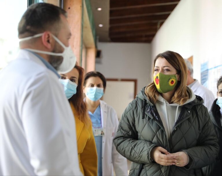 55 mijë teste të shpejta, Manastirliu: Vaksina nëpërmjet Covax vjen në shkurt