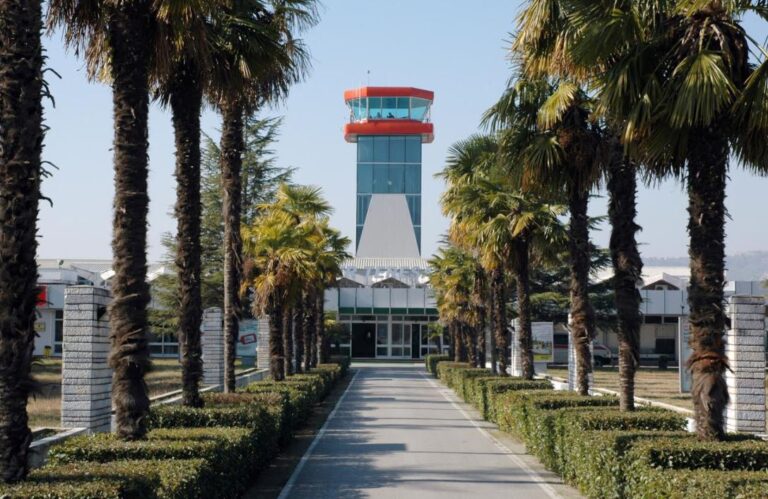 Tirana International Airport njofton uljen e tarifës së pasagjerit dhe paketën prej afër 100 mln Euro investimesh në infrastrukturën aeroportuale