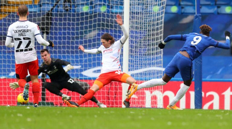 Abraham kualifikon Chelsea-n në FA Cup me tripletë golash (VIDEO)