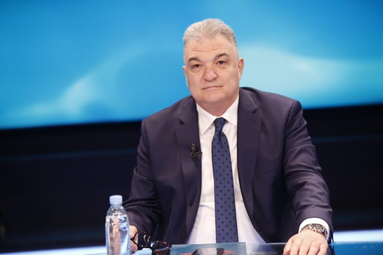 Shkelja e masave anti-covid, Gjata: Pse nuk ka polici te Gjiknuri? Policia po zbaton urdhëra politikë
