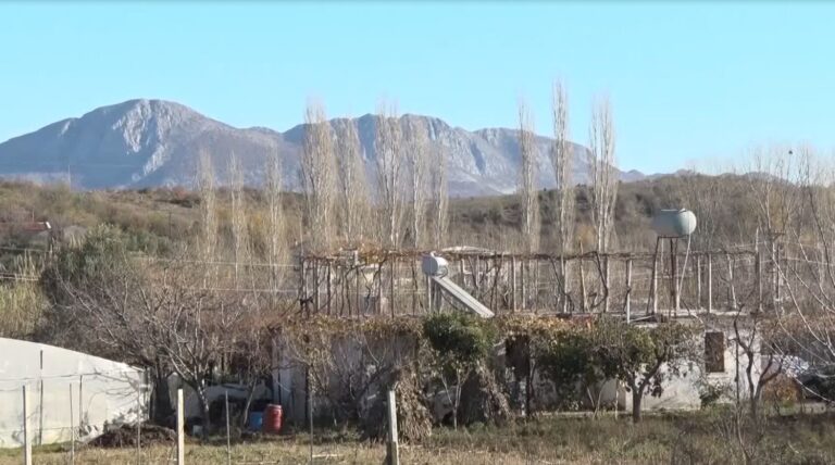 Prej 10 vitesh pa ujë, banorët e fshatit Mabë në Lezhë: Uji është ndotur nga landfilli i Bushatit