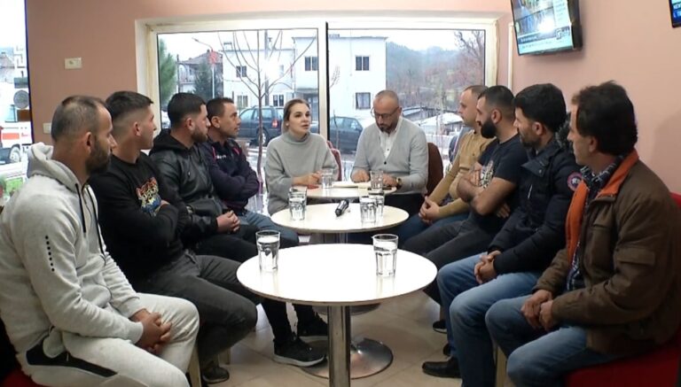Monika Kryemadhi: Edhe 92 ditë nga 25 prilli kur ikën Rama dhe Rilindja