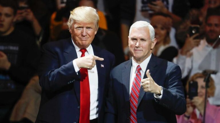 Demoraktët kërkojnë ikjen e Trumpit, Mike Pence do i kërkohet të marrë provizorisht detyrën