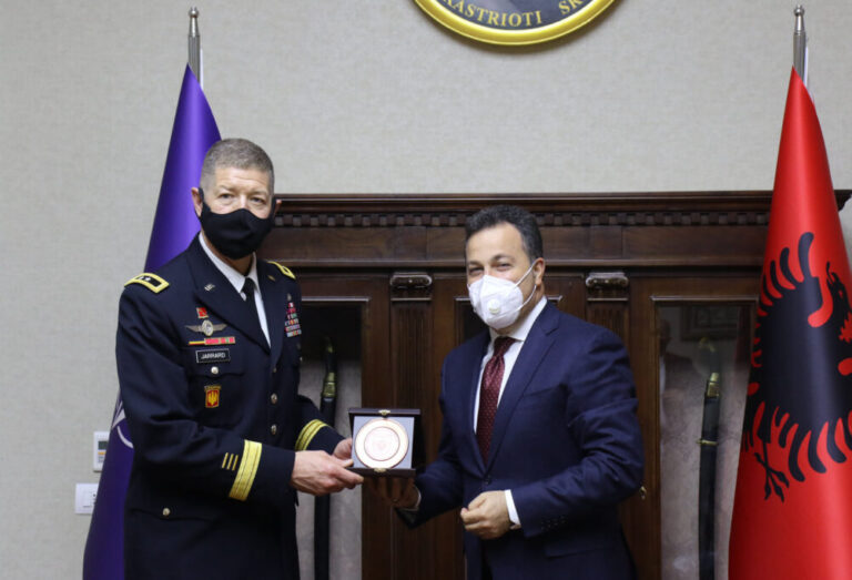 Peleshi pret gjeneralin amerikan: Presim një nga stërvitjet më të mëdha