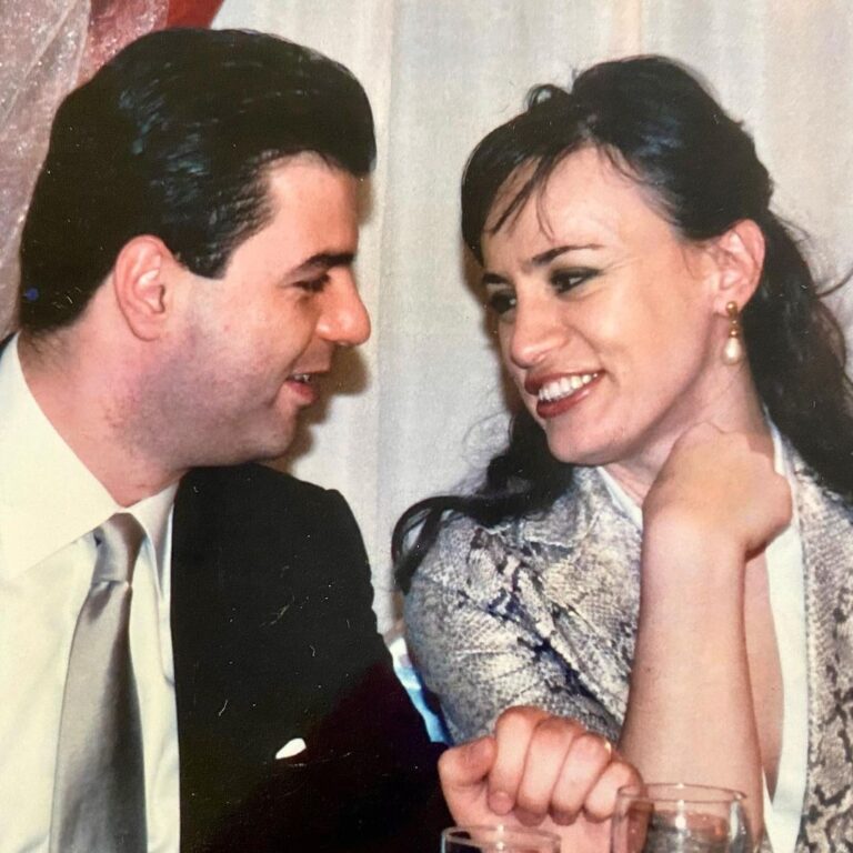 Bashkëshortja e Lulzim Bashës ndan foton e rrallë nga Kalifornia