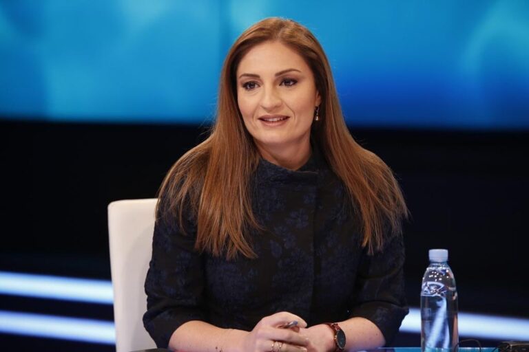 Gjosha: Po mblidhen kartat e identitetit dhe listat e çdo punonjësi. 25 Prilli do të jetë dita e Rinisë