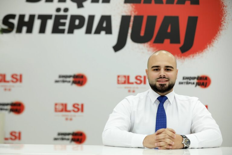 GUXO/Klevi Pojana: Koha që politika të ketë një gjeneratë të re përfaqësuesish