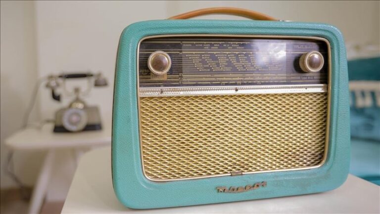 Radio mbetet e preferuara e audiencës, 44 mijë stacione në mbarë botën