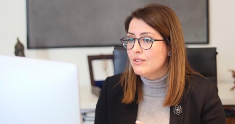 Samiti me mjekët e diasporës, Manastirliu: Thirrje për të kontribuar në ngritjen e modelit të ri të menaxhimit të spitaleve