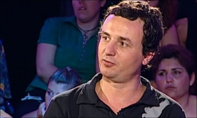 Albin Kurti në vitin 2008: Flamuri i Kosovës s’ka të kaluar, nuk do ta valëvisja kurrë