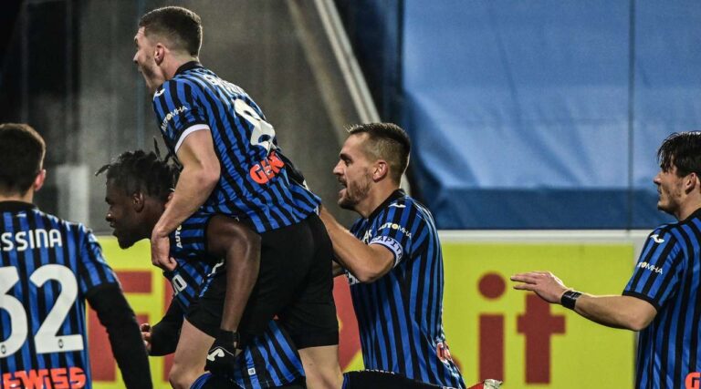 Atalanta eliminon Napolin dhe sfidon Juven në finalen e Kupës së Italisë (VIDEO)