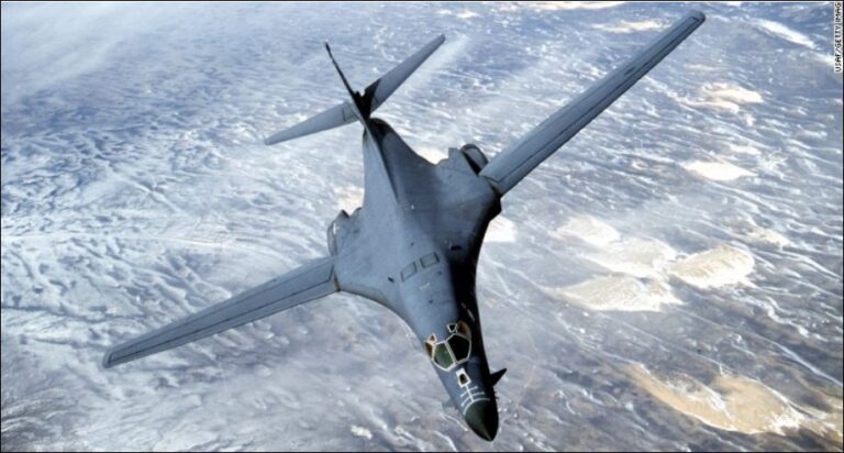 CNN: Avionë bombardues amerikane në Norvegji, mesazh për Rusinë