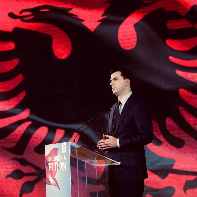 Basha prezanton programin për mirëqenien sociale: Subvencionin 100% të interesave të kredisë për 20 mijë familje të reja