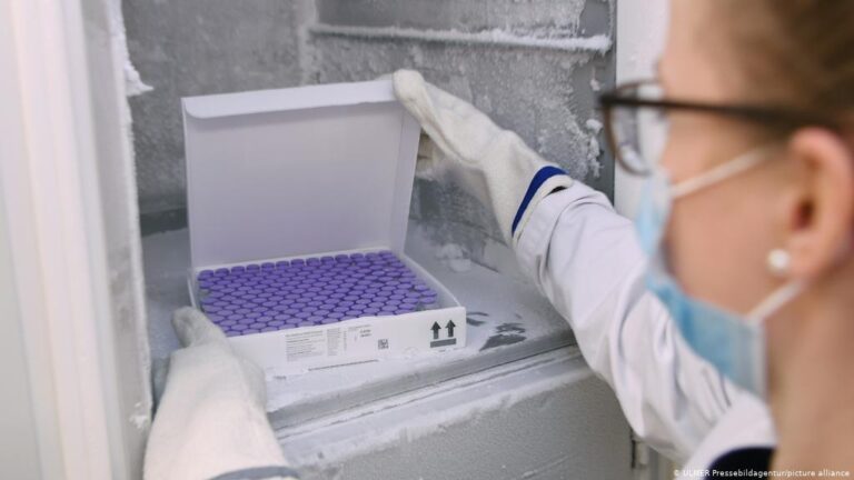 BE do të marrë 350 milionë doza shtesë në vitin 2021, nga Pfizer dhe Moderna