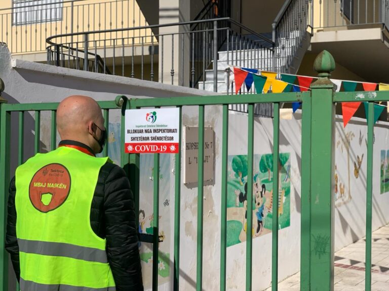 Dy mësuese pozitive me Covid19, mbyllet kopshti në Vlorë