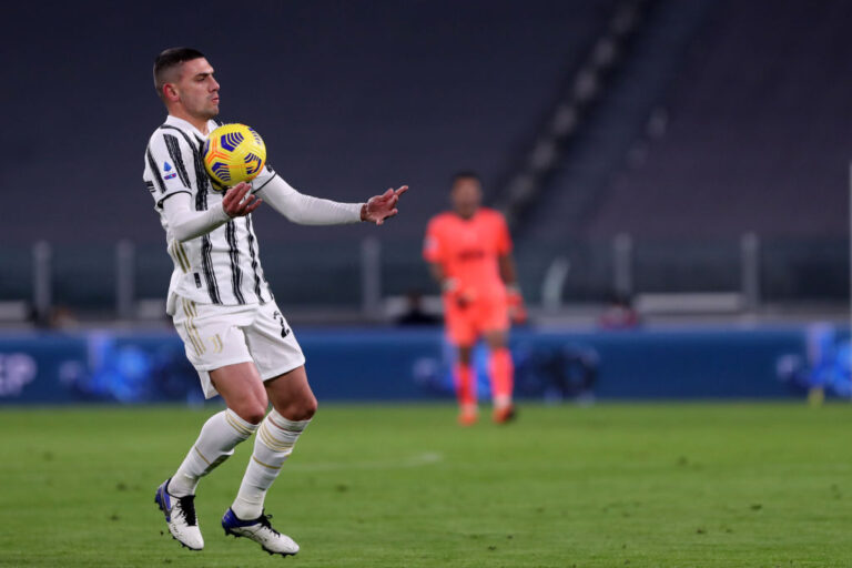 Juventus refuzoi një super ofertë nga Liverpooli për Demiral