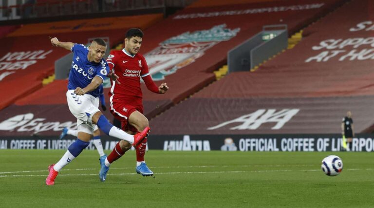 Liverpooli në krizë totale, pëson humbjen e katërt radhazi ndaj Evertonit (VIDEO)