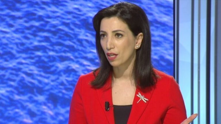 Evis Kushi njofton datën e nisjes së shkollave, ja kur rihapen