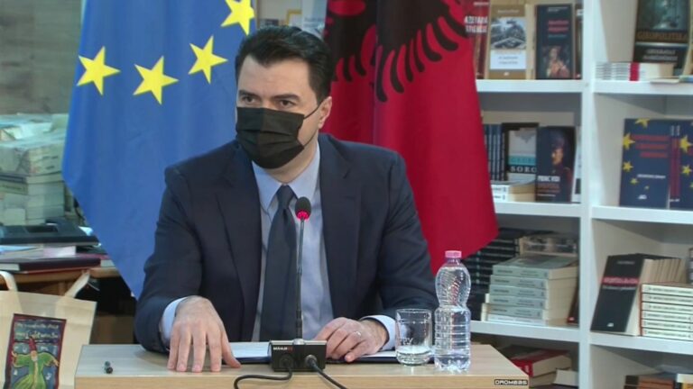 Basha zotohet para shoqërisë civile: Nëse nuk mbaj premtimet, më largoni!