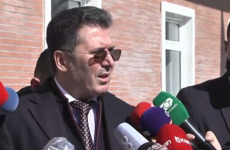 Arrihet marrëveshja PD-PR, Mediu: Shqipëria fiton më 25 prill
