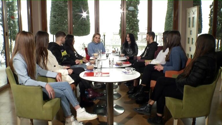Kryemadhi: Fokusi i LSI të rinjtë, angazhimi i tyre në politikë i domosdoshëm